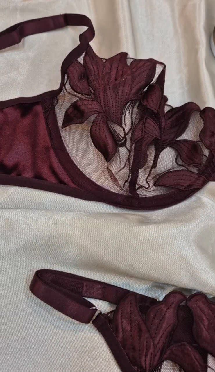 Lüks Bordo Premium Çiçek Nakışlı Balenli Sütyen Takımı