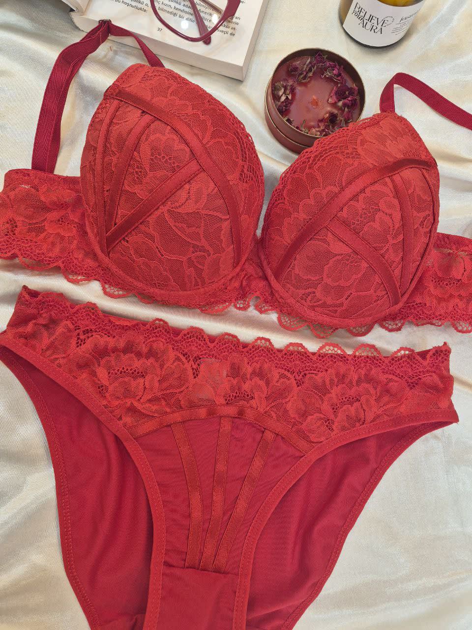 Ateş Kırmızısı Dolgulu Sütyen Takımı 412